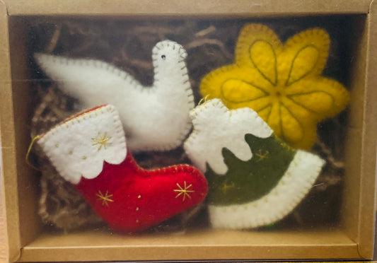 *Gift Idea - Set of 4 Christmas Ornaments (S$38)