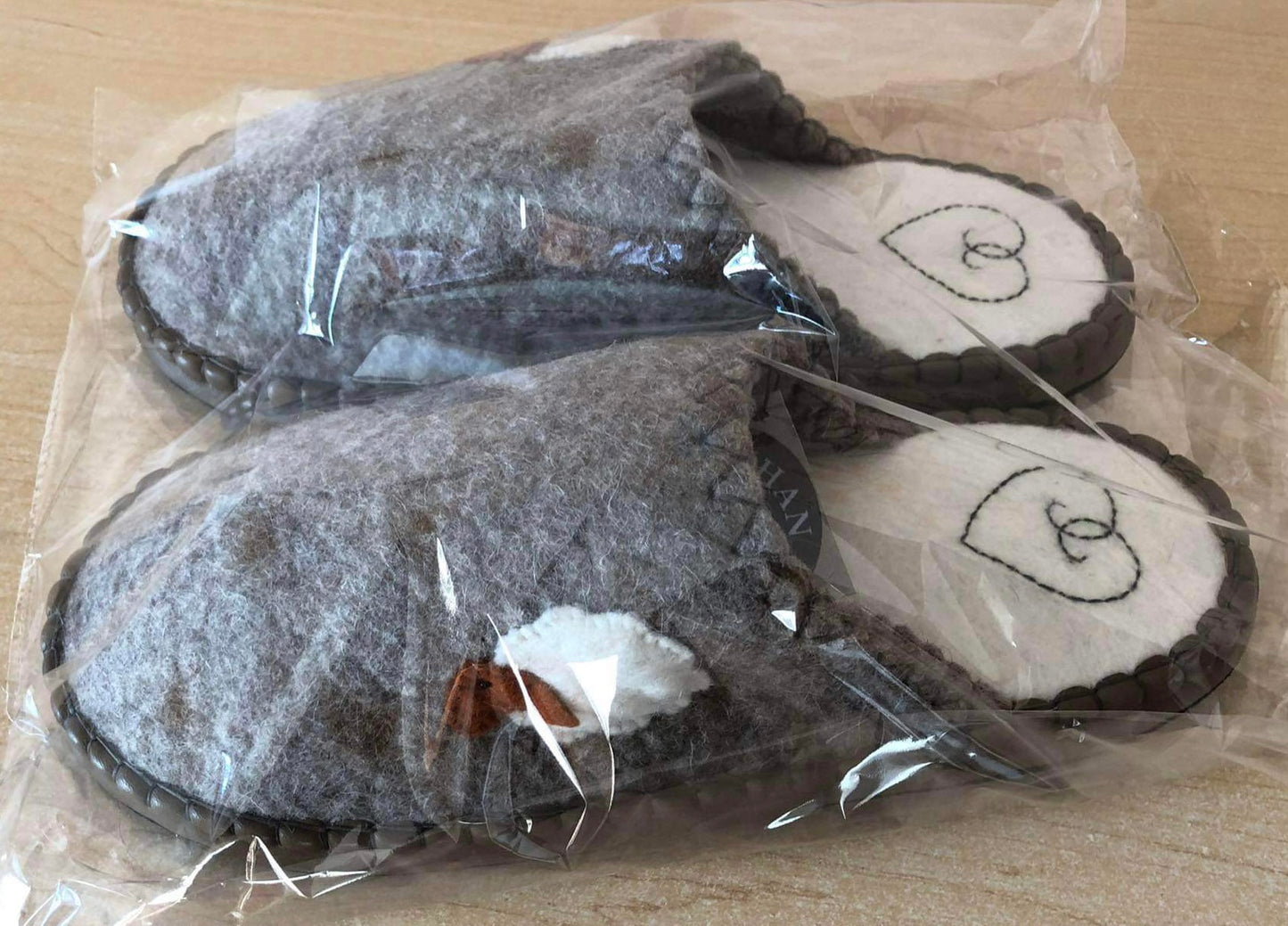 *Slippers - Tradition with Sheep (S$43.90)