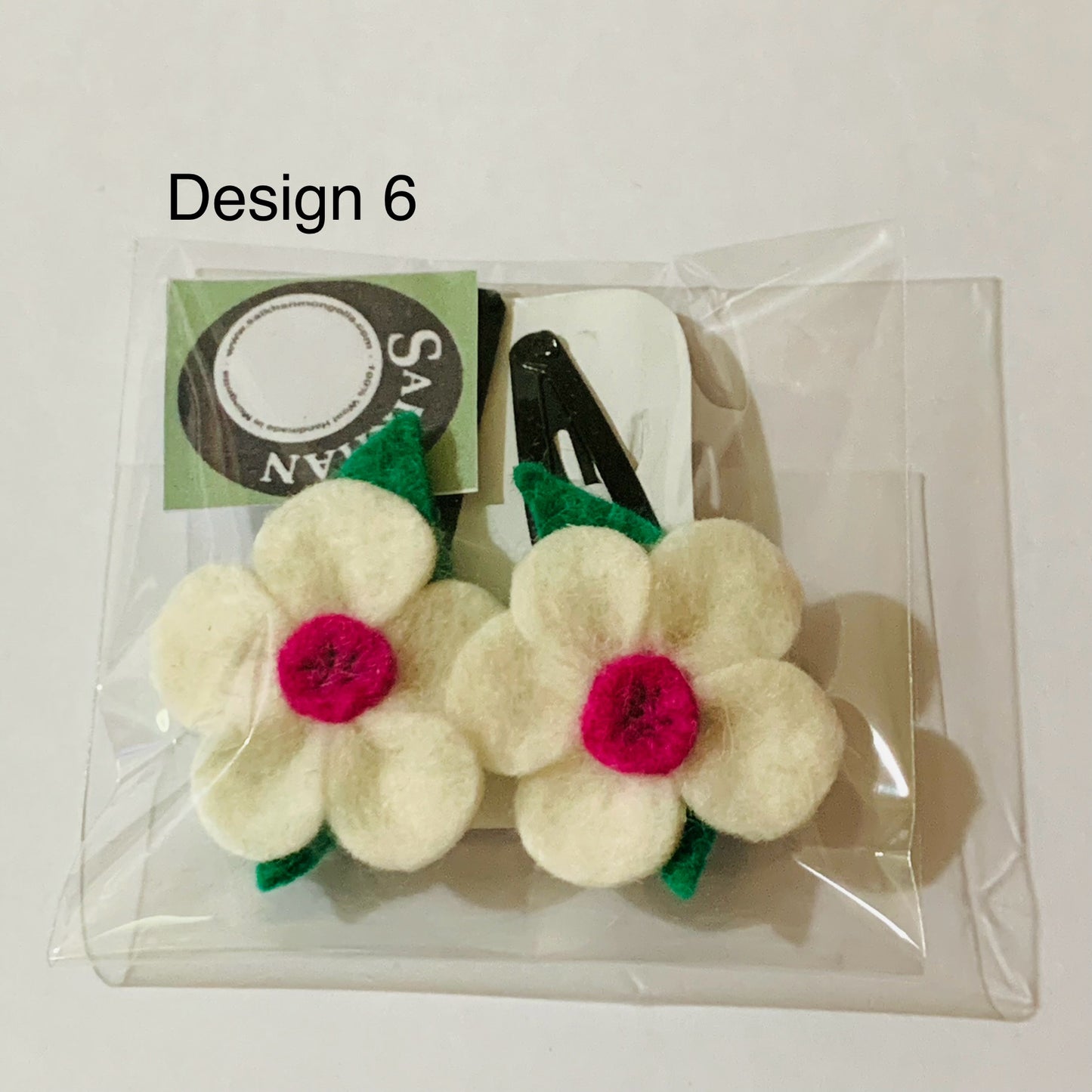 *Hair clips (S$10 for 4 pairs) (41 variations)